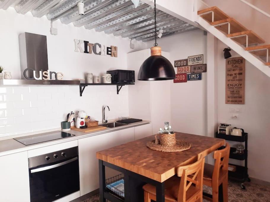 Loft Centrico Con Patio Bodega San Javier Appartement Jerez de la Frontera Buitenkant foto
