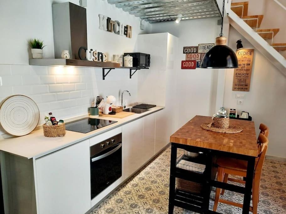 Loft Centrico Con Patio Bodega San Javier Appartement Jerez de la Frontera Buitenkant foto
