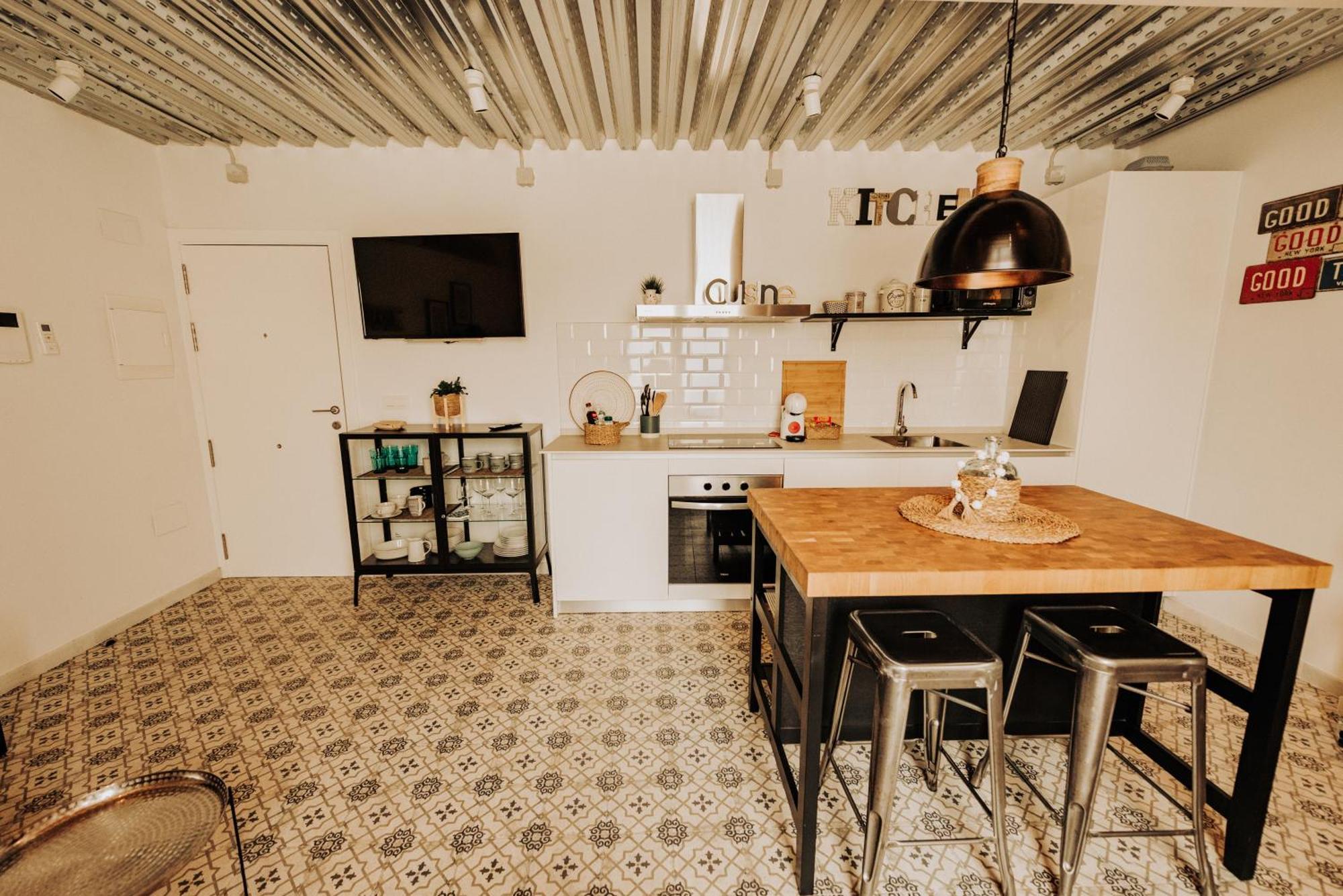Loft Centrico Con Patio Bodega San Javier Appartement Jerez de la Frontera Buitenkant foto